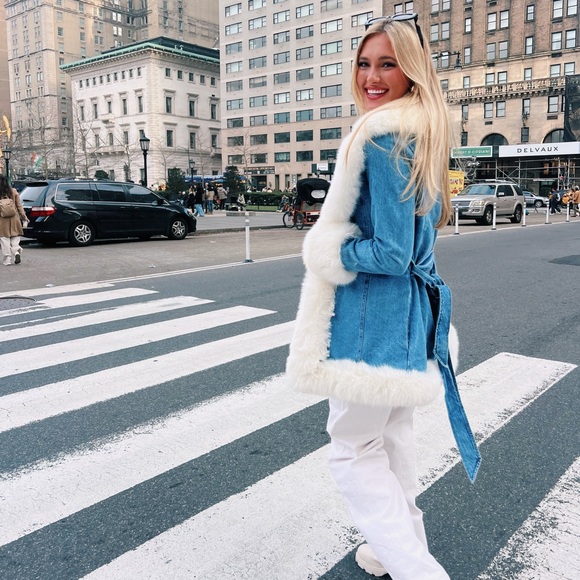 Meet your Posher, Sadie - Picture 1 of 1